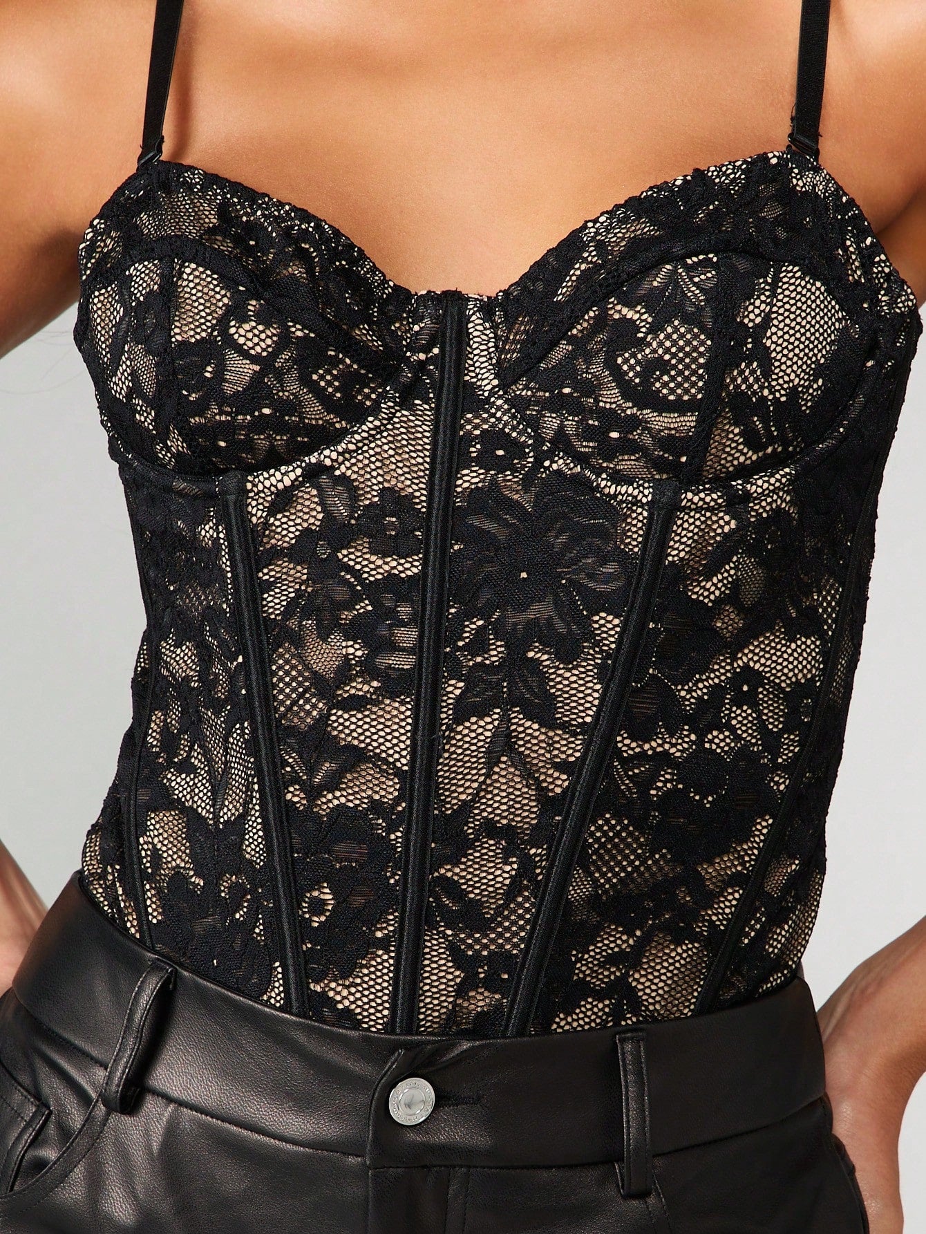 Arilya - Top Dentelle
