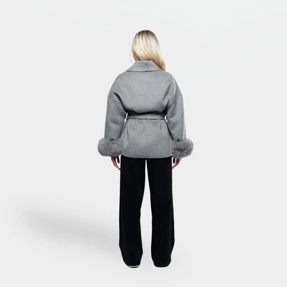 Arilya - Le Manteau Serena