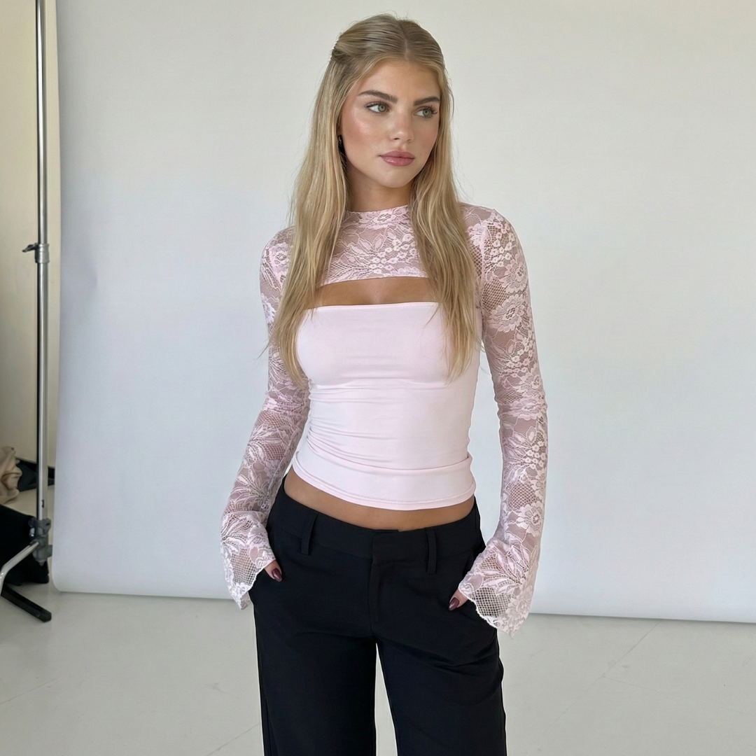 Arilya - Lace Top