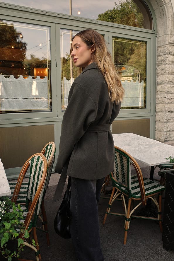 Arilya - Manteau Ceinturé Premium